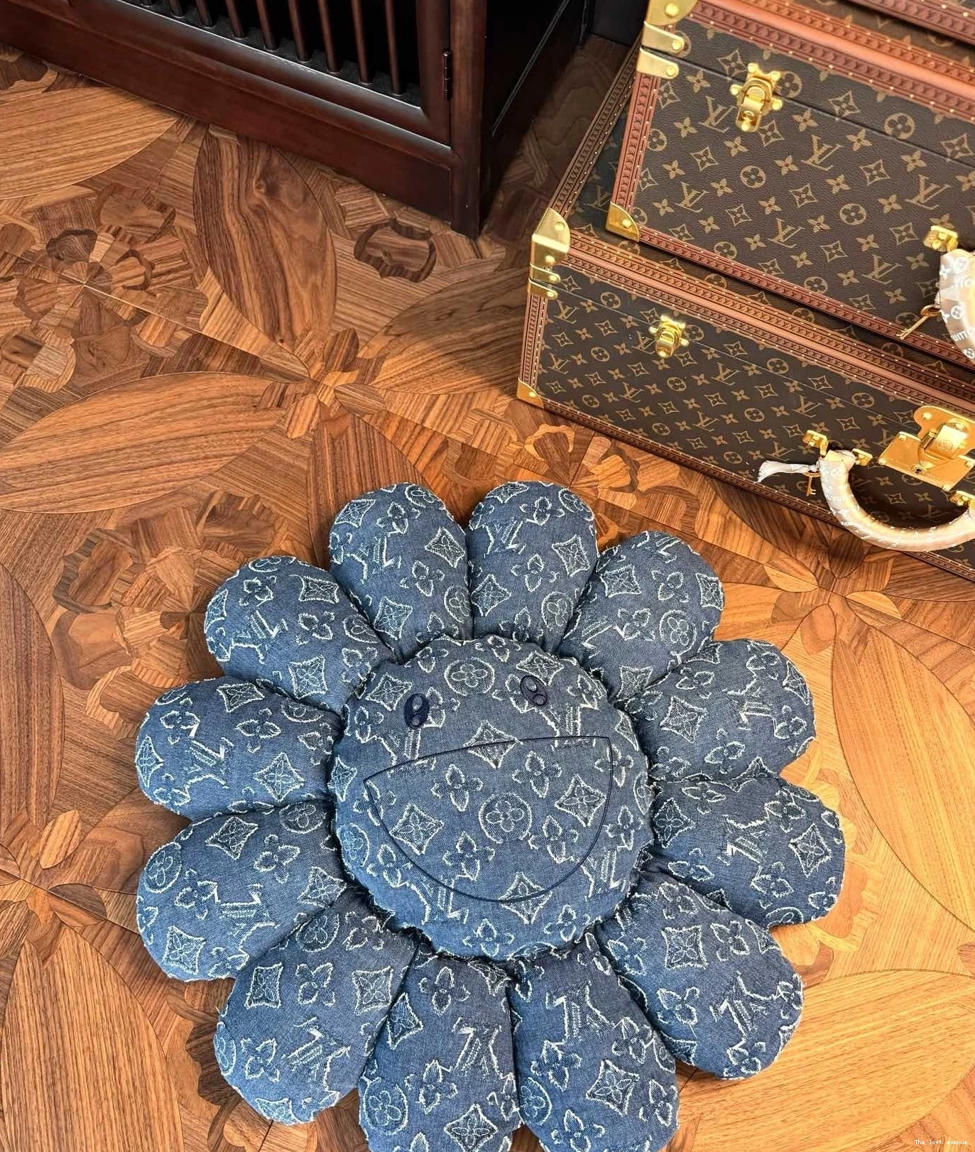 PLUSH MURAKAMI FLOWER CUSTOM LV 0712
